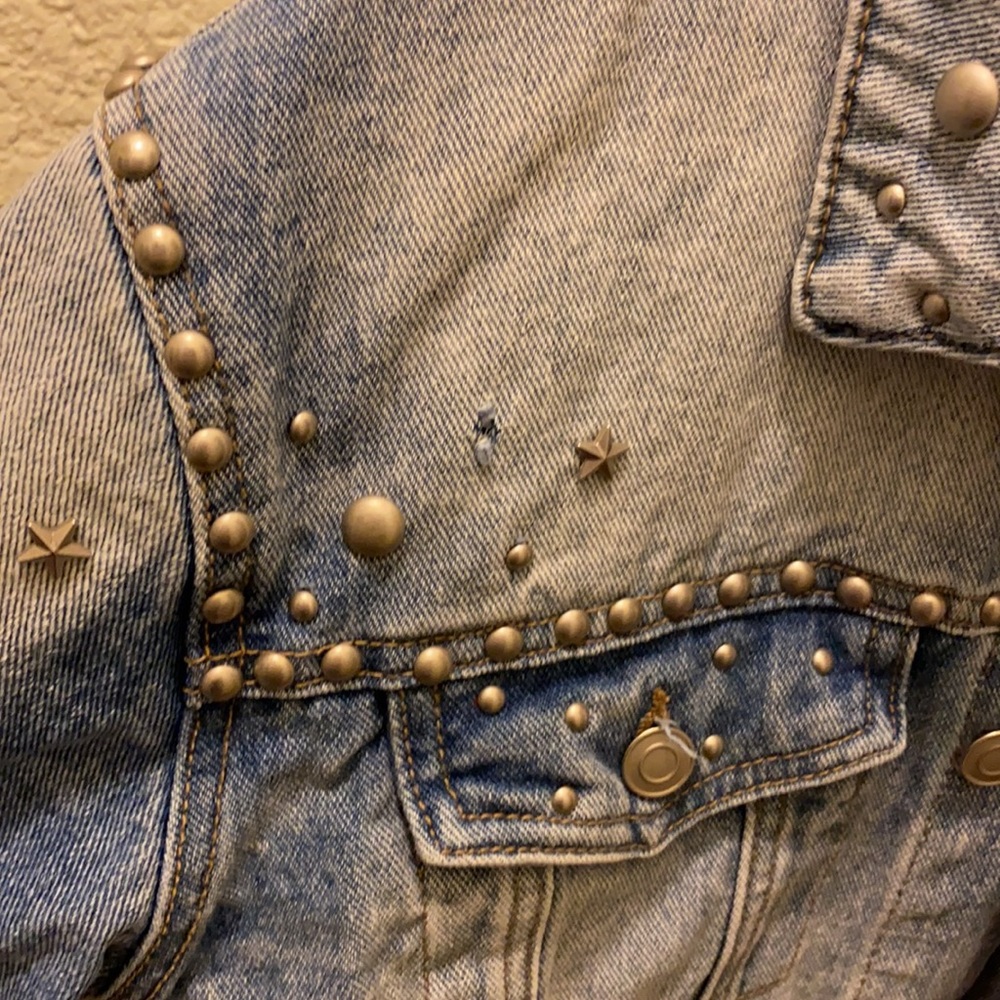 Jean jacket - Picture 3 of 4